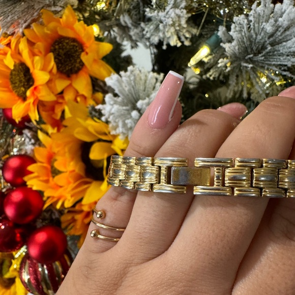 SOLD🌷FINAL SALE💐 PULSAR vintage Watch ✨ - Picture 8 of 8